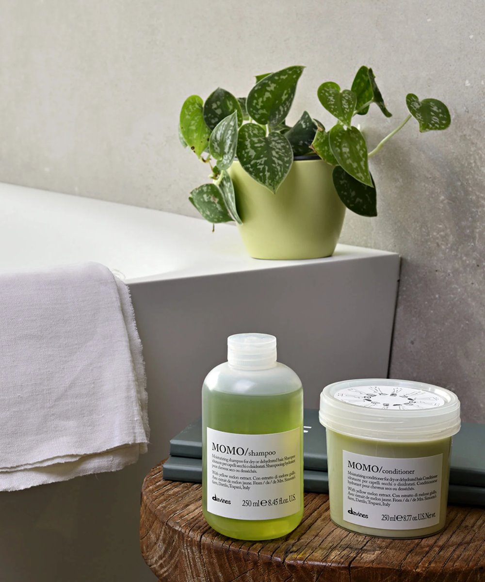 Davines MOMO Moisturizing Shampoo - Travel