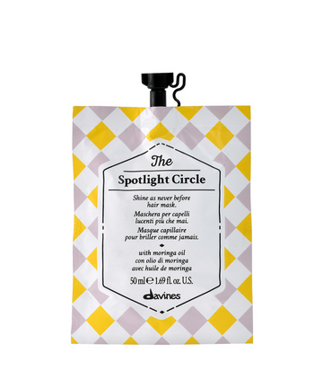 The Spotlight Circle Hair Mask