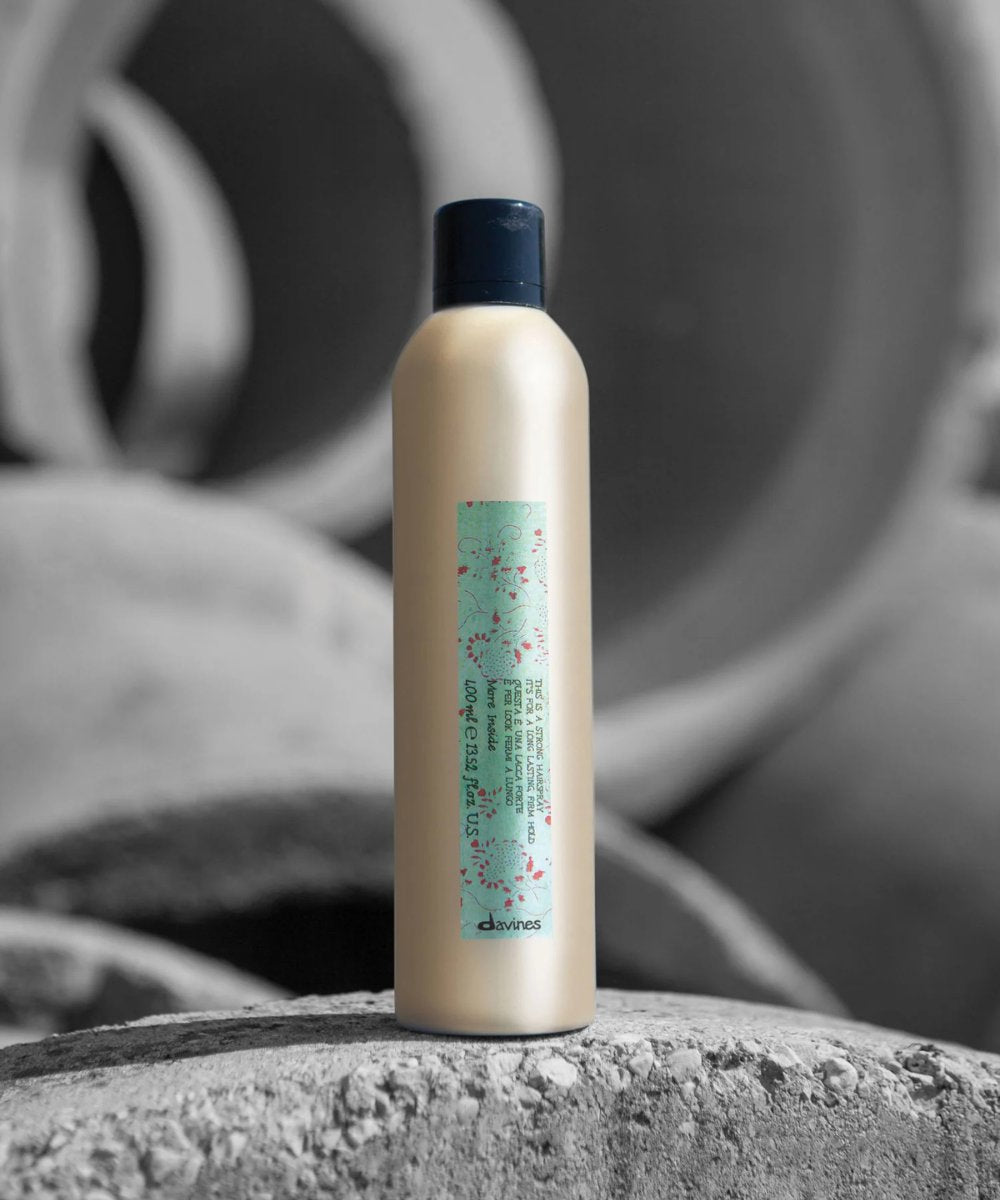Davines Strong Hairspray 
