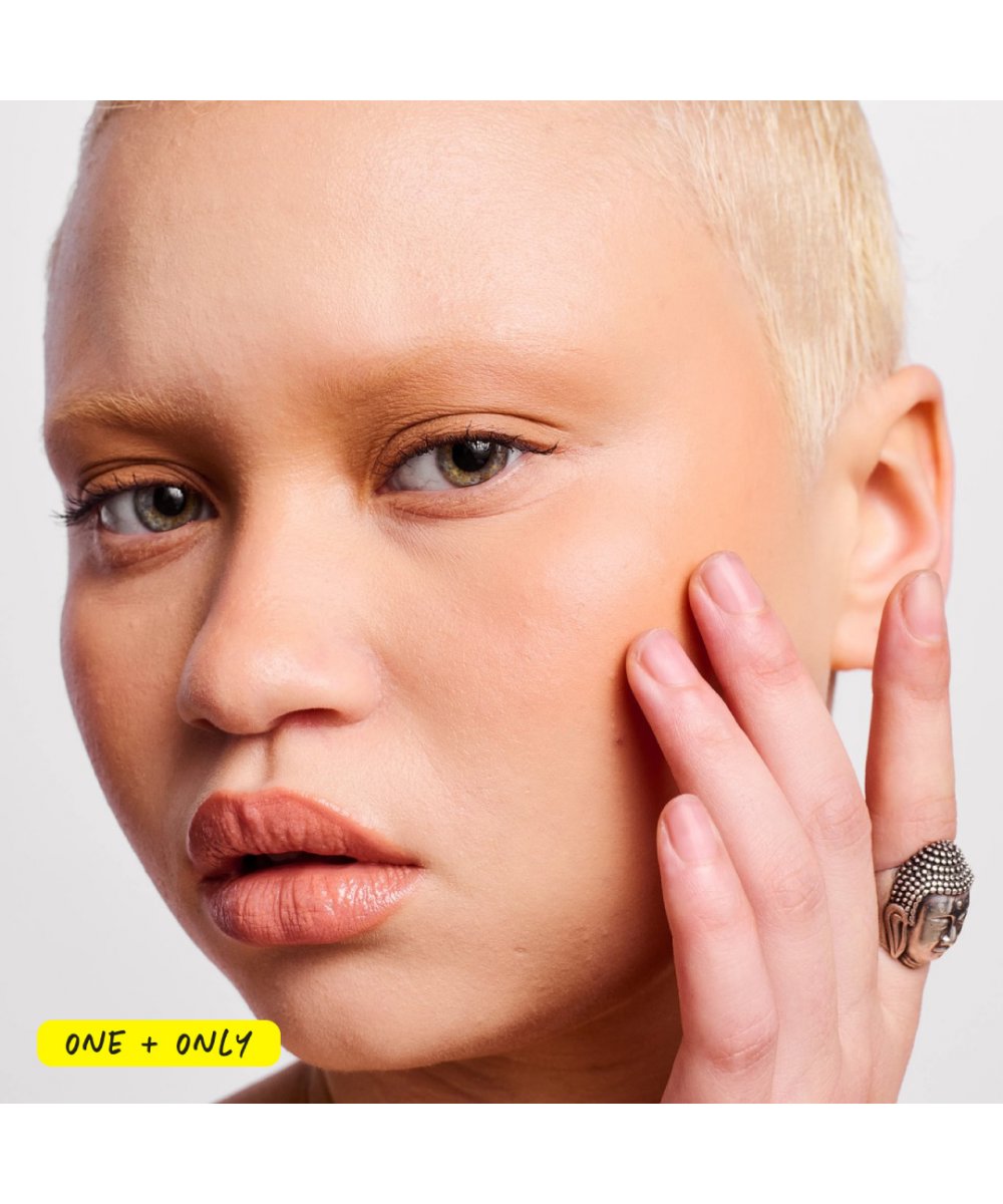 Glow Hub Glow Hub Defend Yourself Face Sunscreen Tinted SPF30 One and Only 