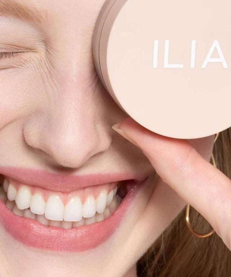 ILIA Fade Into You Soft Focus Finishing Powder (Translucent) 